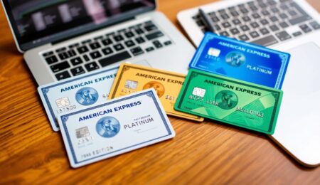 Verschiedene American Express Kreditkarten im Vergleich 2025