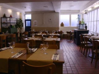 Charmantes Innenstadt-Café mit treuer Stammkundschaft in München